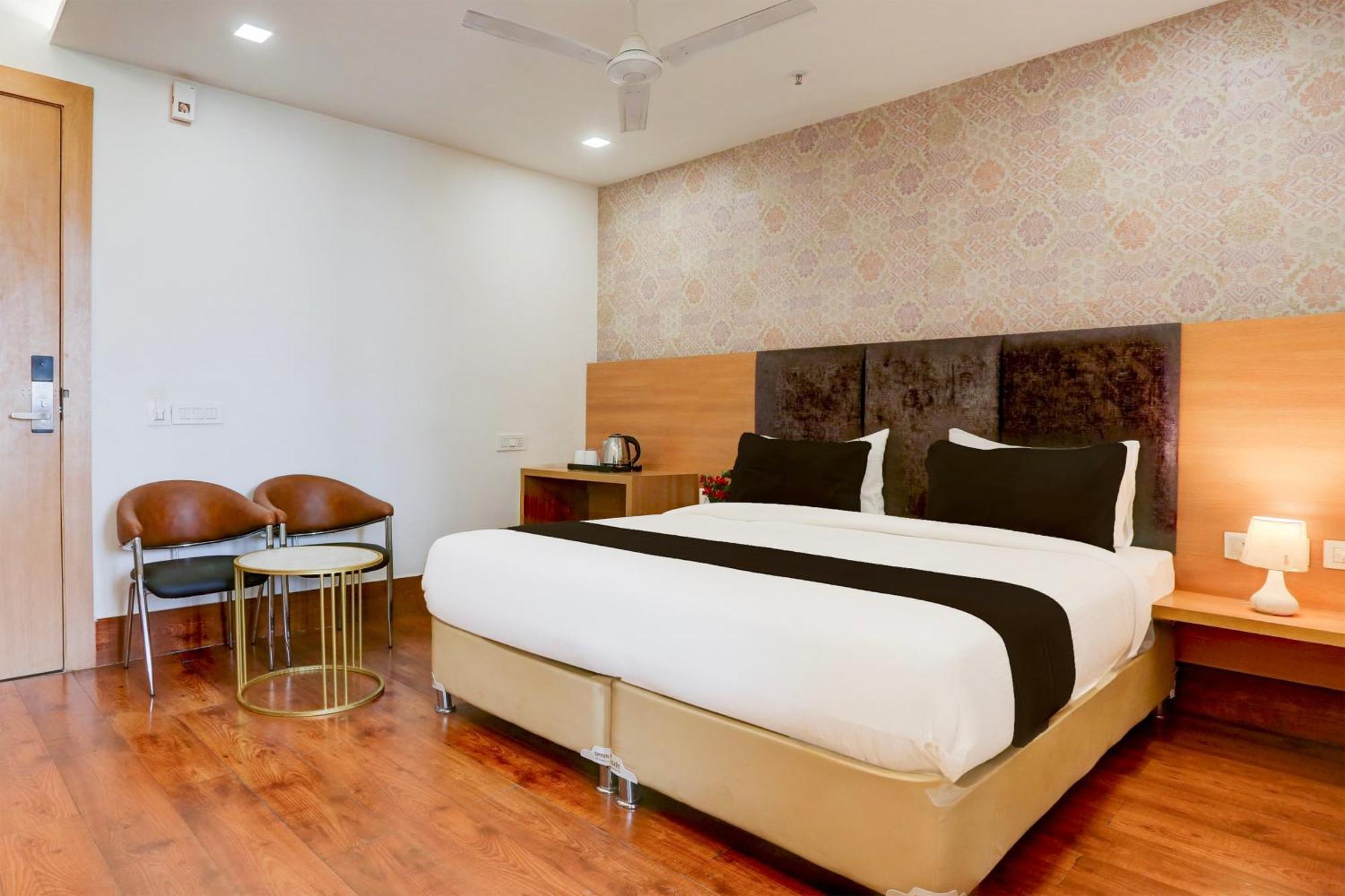 Palette Calista Premium Resort Samalkha Kültér fotó