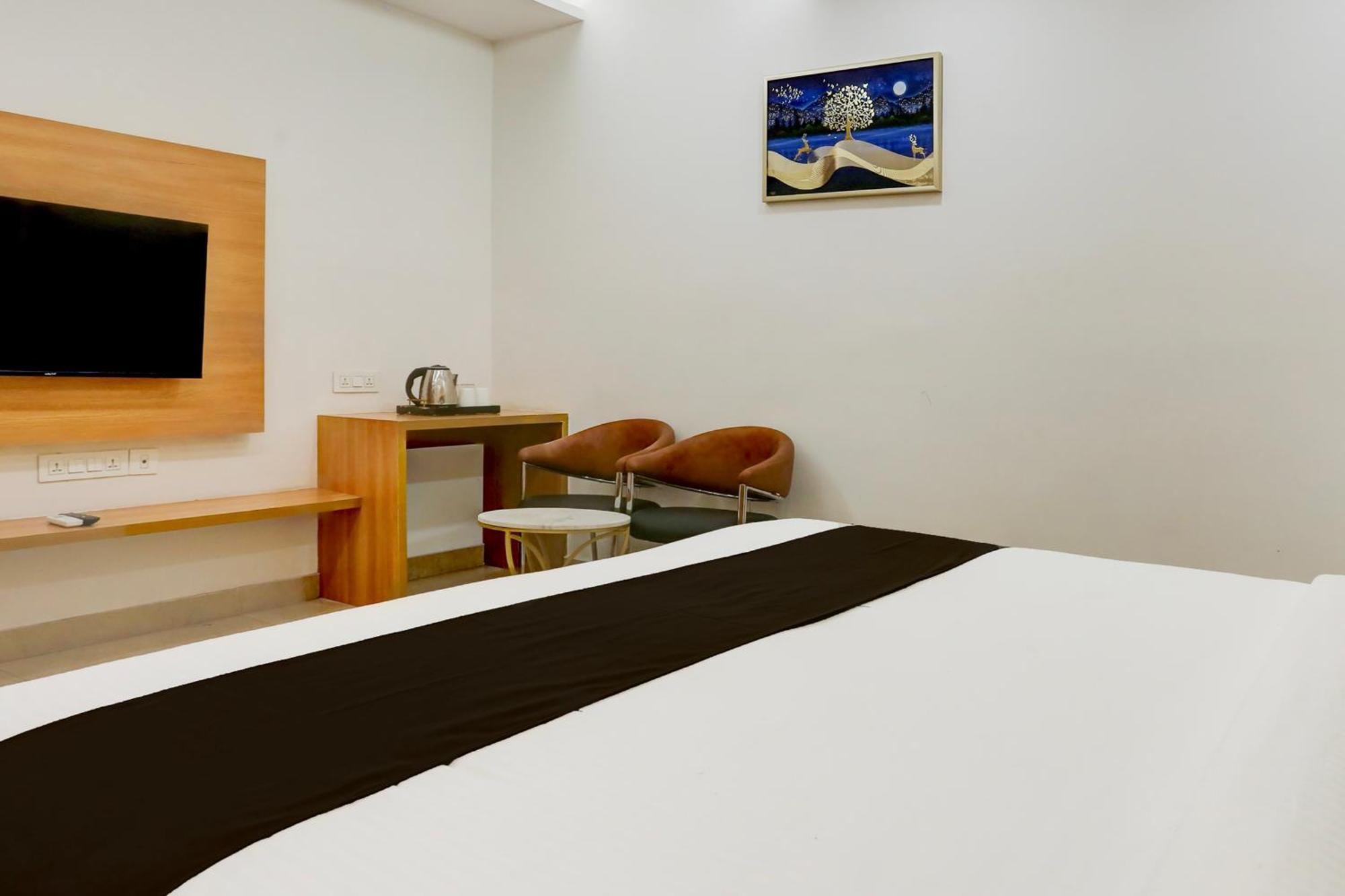 Palette Calista Premium Resort Samalkha Kültér fotó
